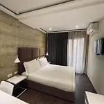 Szálloda Oresti Center Tirana