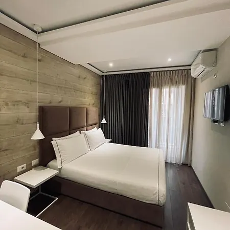 Szálloda Oresti Center Tirana