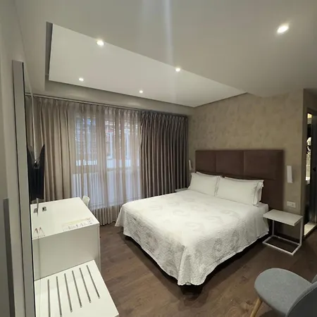 Oresti Center 3* Tirana