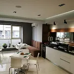 Oresti Center Hotel