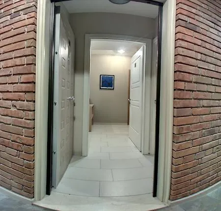 Oresti Center 3*